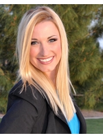 Lyndsie Crawford Portrait