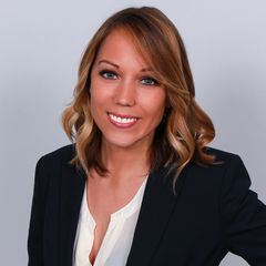 Stephanie Polydoroff Portrait