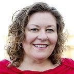 Julie Anne Hernandez – Referral Specialist Portrait
